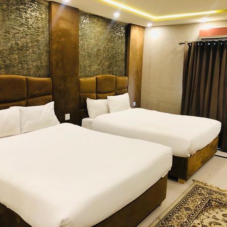 Hotel Blue Moon Continental Islamabad Zewnętrze zdjęcie