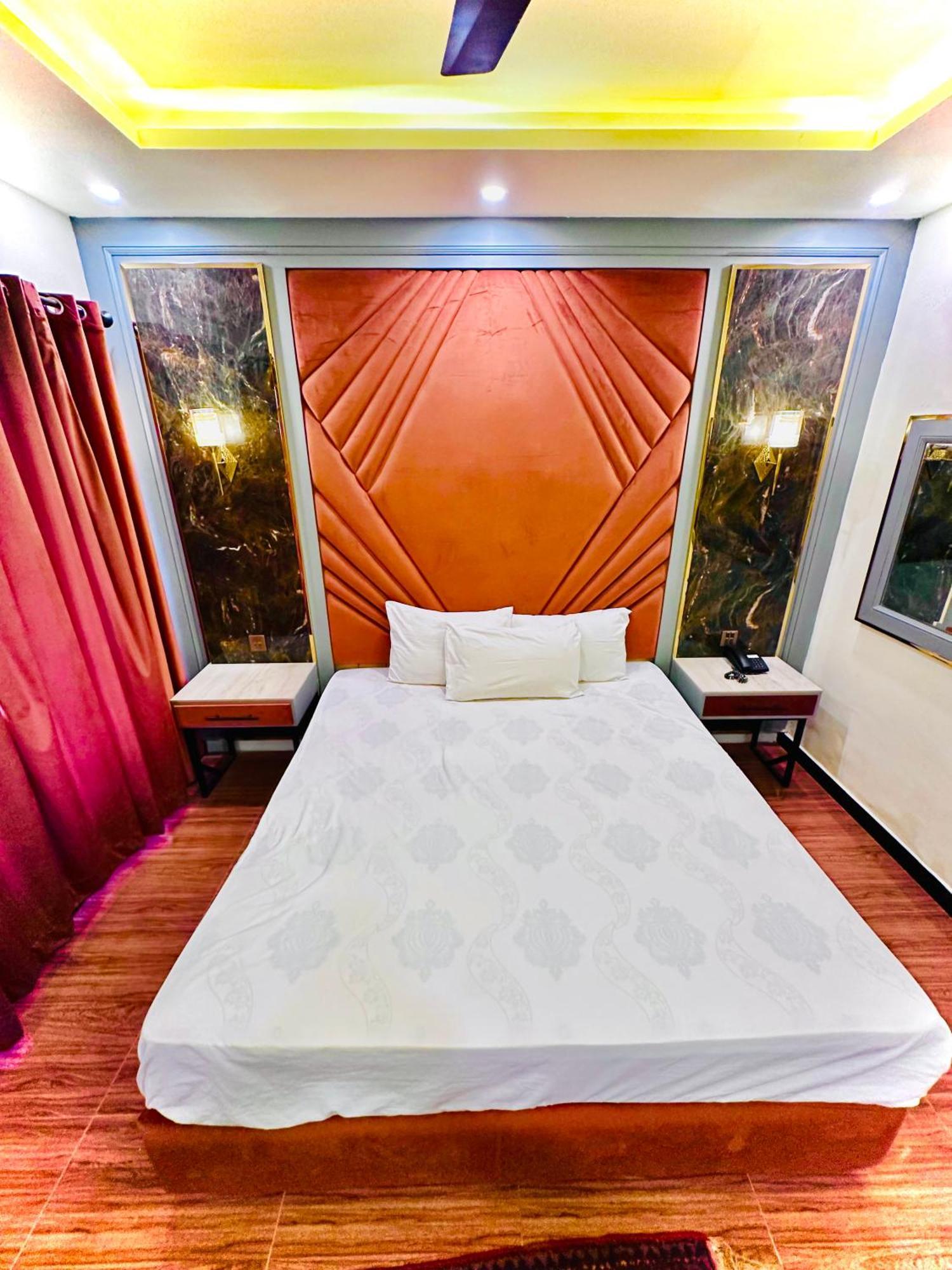 Hotel Blue Moon Continental Islamabad Zewnętrze zdjęcie