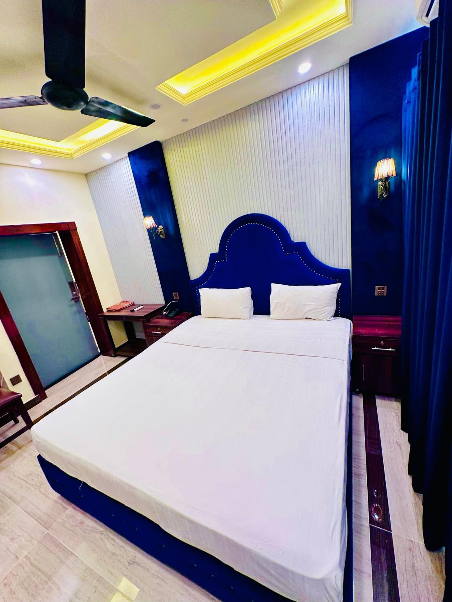Hotel Blue Moon Continental Islamabad Zewnętrze zdjęcie