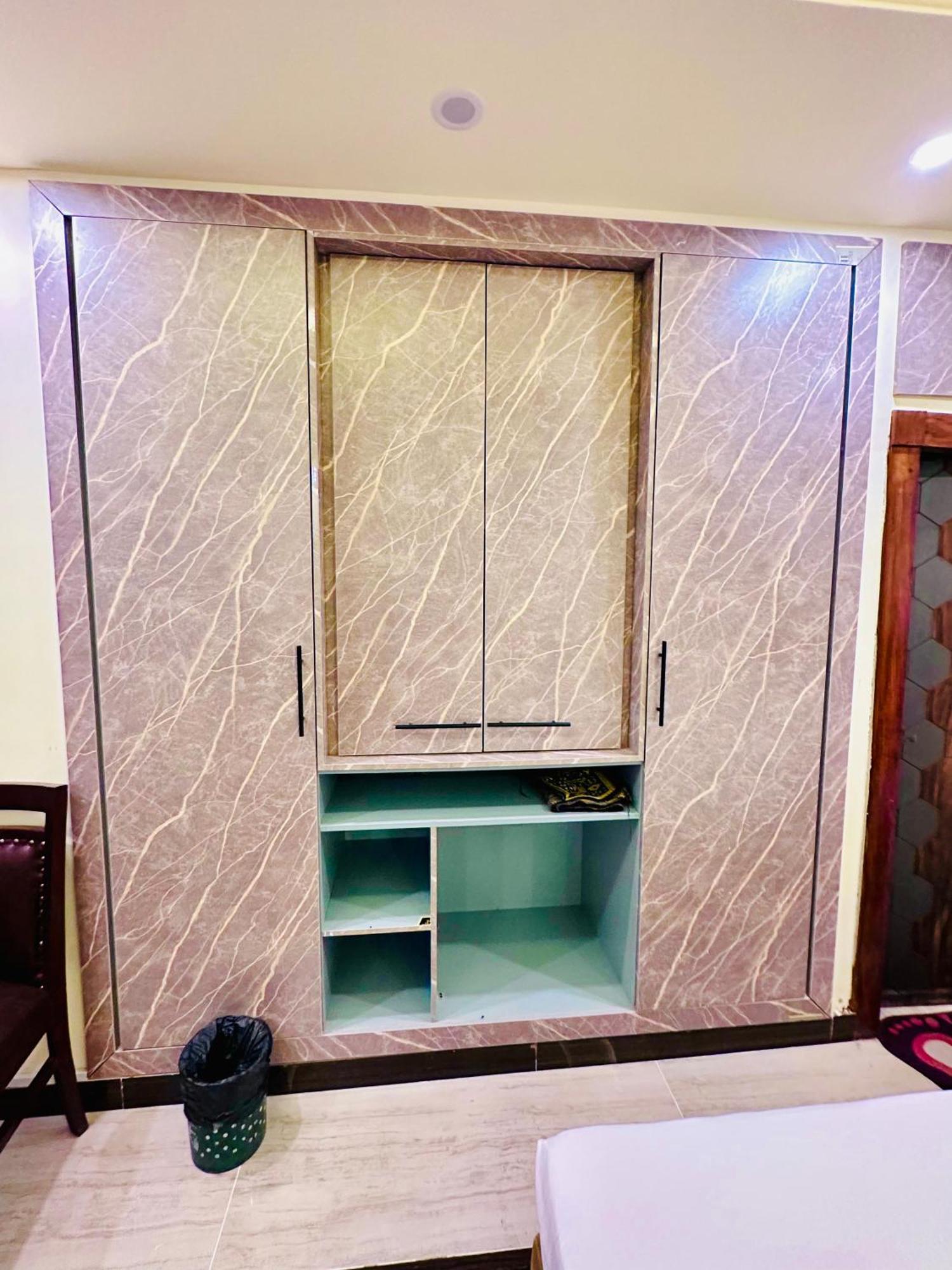 Hotel Blue Moon Continental Islamabad Zewnętrze zdjęcie