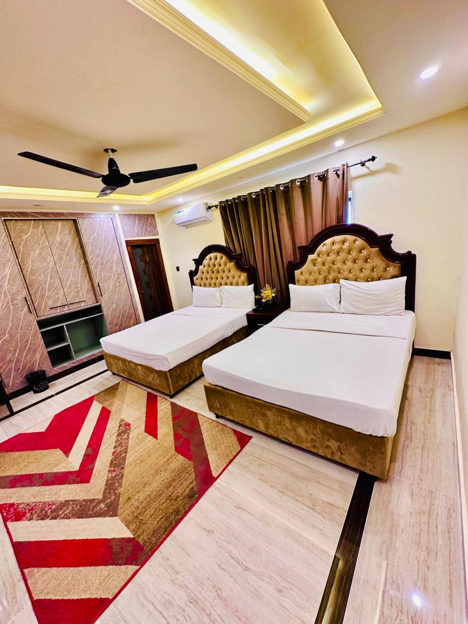 Hotel Blue Moon Continental Islamabad Zewnętrze zdjęcie